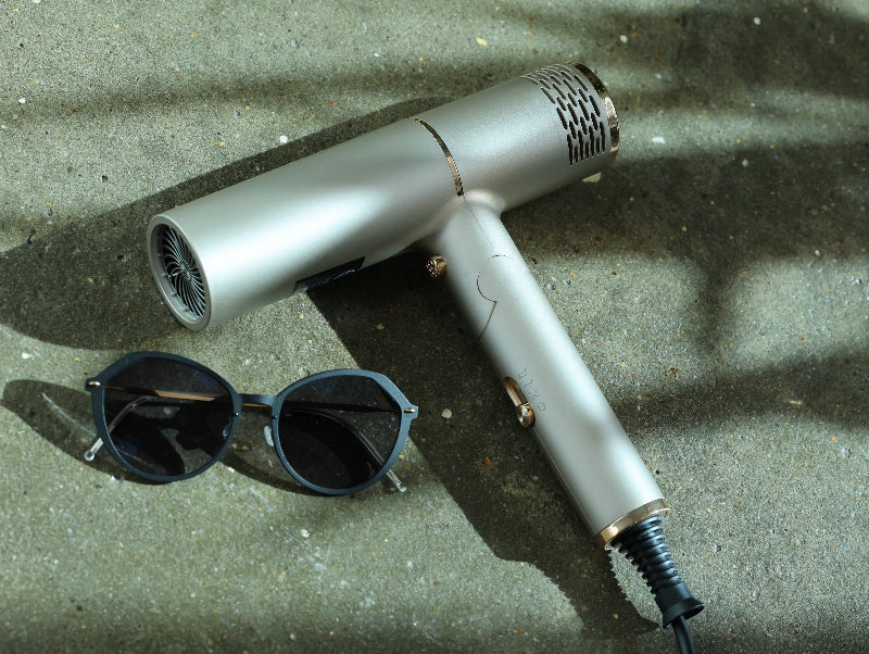 Nordic Rejseføn   Hos Frisøren   Baronen